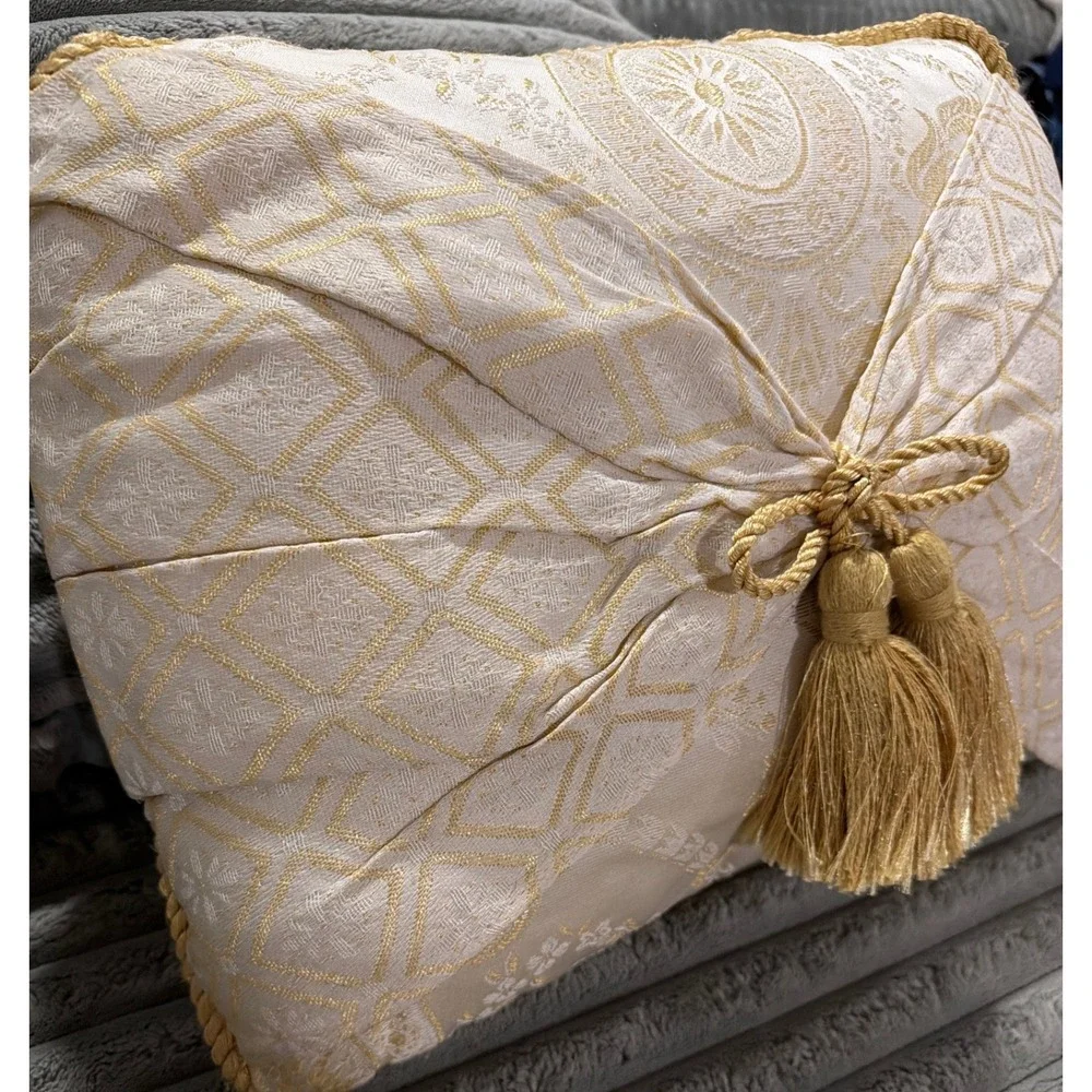 Cream Gold Damask Brocade Tassel Accent Pillow Pleated Front Pocket 14x10